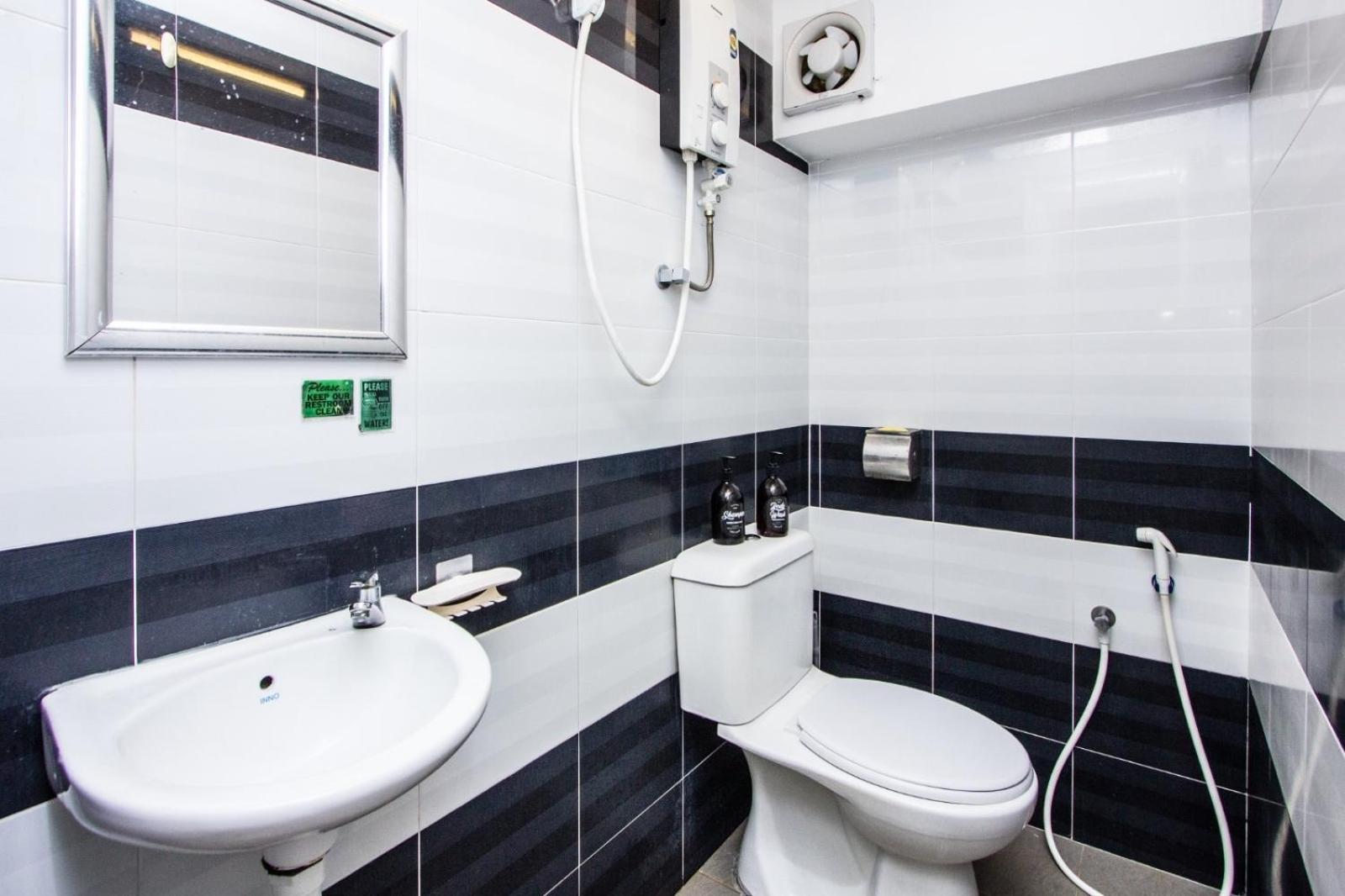 Nautilus Bay Home Inn Джорджтаун Экстерьер фото